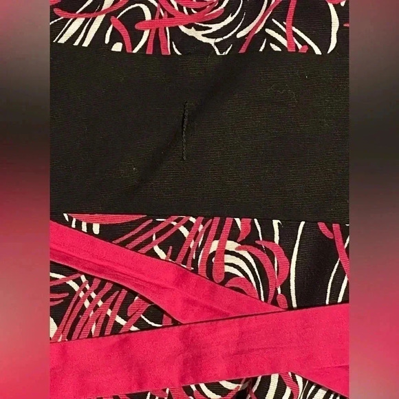 Ann Taylor LOFT Black and Hot Pink Strapless Dress, size 10 - Picture 5 of 8